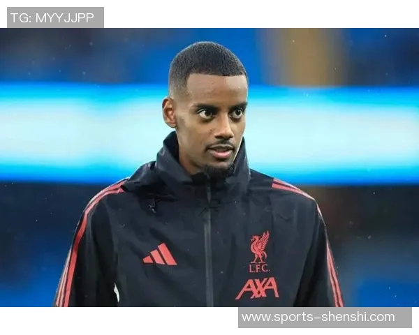 伊萨克花费三万镑购杜宾犬护卫自遭死亡威胁后安全措施升级 伊萨克花费三万镑购杜宾犬护卫自遭死亡威胁后安全措施升级