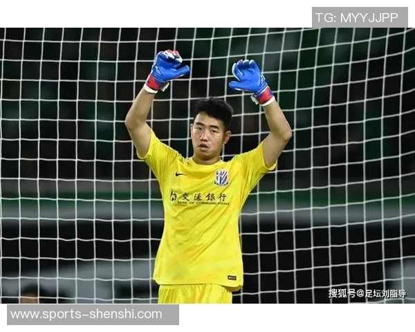 关键时刻鲍亚雄化解单刀险情朱辰杰门线解围保住球队胜利希望 关键时刻鲍亚雄化解单刀险情朱辰杰门线解围保住球队胜利希望