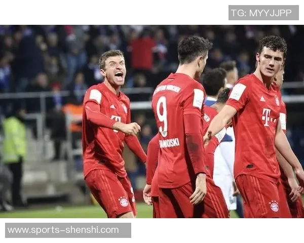 拜仁球员齐聚穆勒家中共赏MLS决赛展现团队精神 拜仁球员齐聚穆勒家中共赏MLS决赛展现团队精神